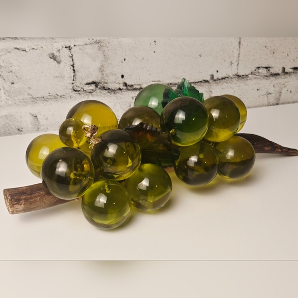 Vintage Green Glass Grape Cluster Sculpture on Wood Stem 13.5” - Picture 4 of 15